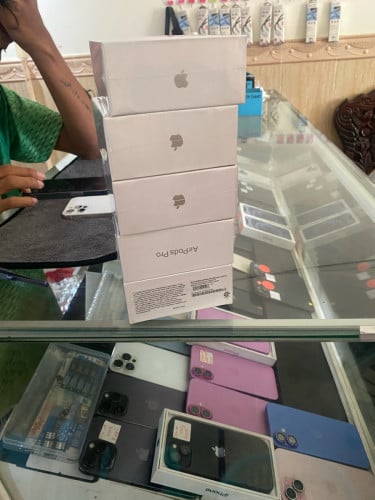 កាស់ស្ដាប់ចម្រៀង Airpods Pro2 ANC