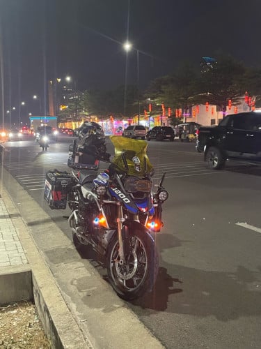 លក់ BMW GS1200R 2013 (ពន្ធពេញឆ្នាំ)
