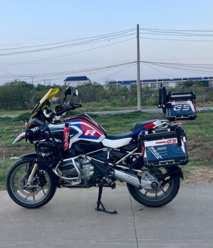 លក់ BMW GS1200R 2013 (ពន្ធពេញឆ្នាំ)