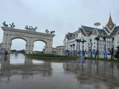 សណ្ឋាគារលក់ឬជួល,飯店出售或出租 ,Hotel for sale or rent