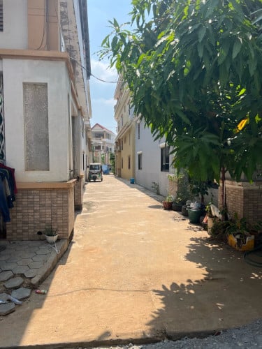 ផ្ទះសម្រាប់ជួល House for rent
