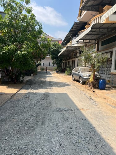 ផ្ទះសម្រាប់ជួល House for rent