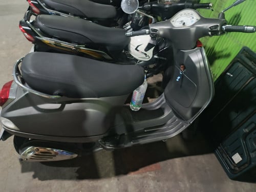 ម៉ូតូVespa ចង់លក់:870$
