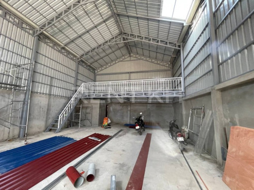 ឃ្លាំងសម្រាប់ជួលនៅសែនសុខ / Warehouse for Rent at Khan Sen Sok