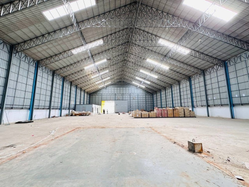 ឃ្លាំងសំរាប់ជួលនៅសែនសុខ / Warehouse for Rent at Khan Sen Sok