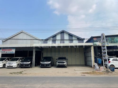 ឃ្លាំងសម្រាប់ជួលនៅសង្កាត់ក្រាំងធ្នង់ / Warehouse for Rent at Sangkat Krang Thnung
