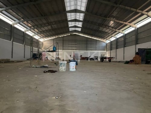 ឃ្លាំងសម្រាប់ជួលនៅជិតផ្លូវហាណូយ / Warehouse for Rent Nearly Hanoi Blvd