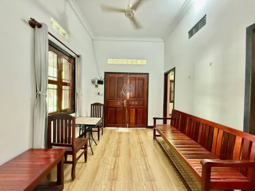 2 Bedrooms Townhouse For Rent