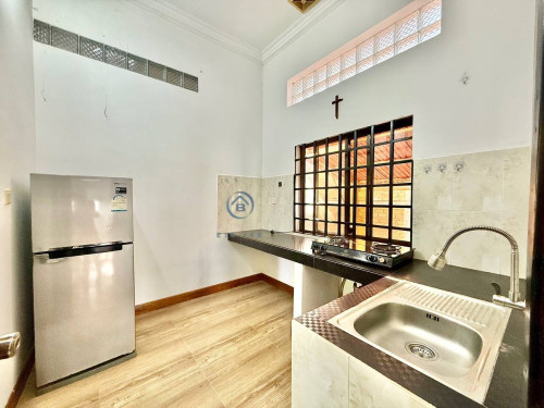 2 Bedrooms Townhouse For Rent