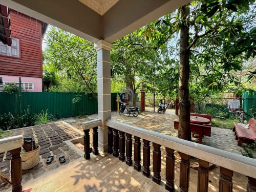 2 Bedrooms Villa For Rent