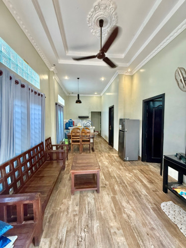2 Bedrooms Villa For Rent