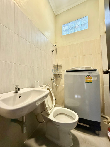 2 Bedrooms Villa For Rent