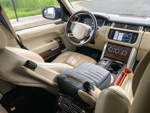 2014 Range Rover Vogue Diesel (Upgraded Exterior)