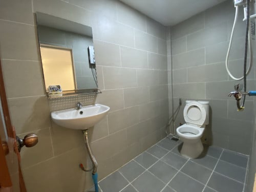 2Bedrooms | Near Russian Market