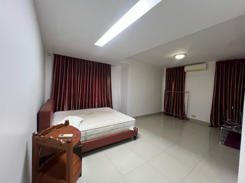 8 Bedroom Villa for Rent in Phnom Penh Thmey near AEON2