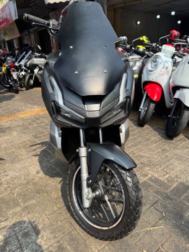 ADV 020 ខ្មៅ