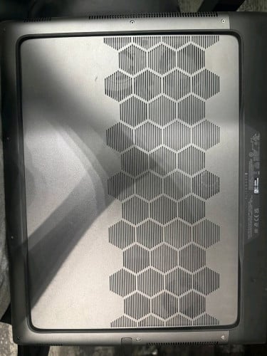 Alienware m18 R2