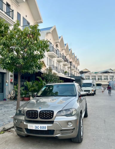 BMW X5 2007 សាំង V6 Full option ឡានស្អាតសានុំ