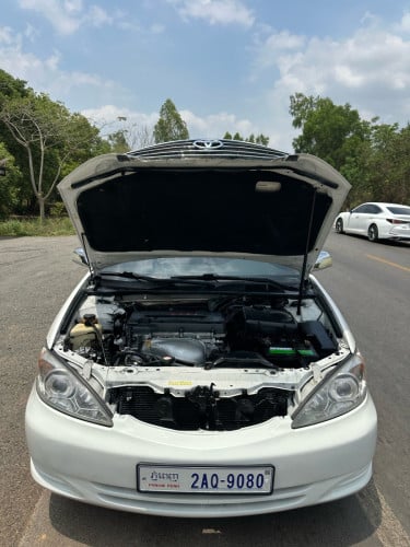 Camry XLE ឆ្នាំ 2002 full Option បើកដំបូល