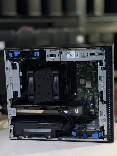 Dell Precision 3680 Tower