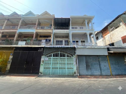 Flat for Sale in BKK2 | Prime Location BKK2公寓出售 | 黄金地段 | 有产权证