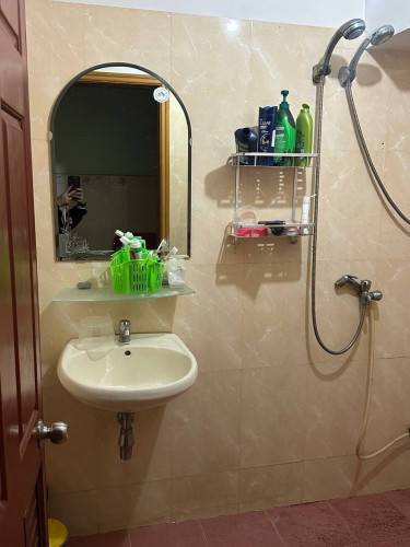 Flat house for sale  排屋出售 / Price 价格: 290,000$ (Can negotiation)
