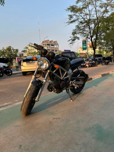 Honda CTR 250cc ម៉ូតូម៉ាស៊ីនសន្នុំ បង់រំលស់ក៏បានដែរ
