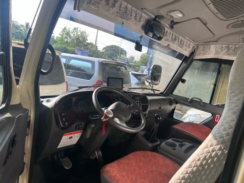 Hyundai county 25កៅអី