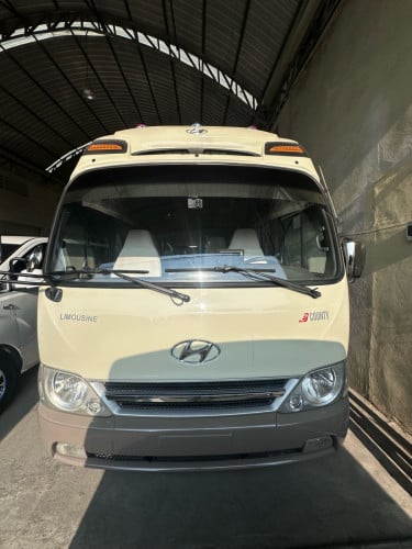 Hyundai county 25កៅអី
