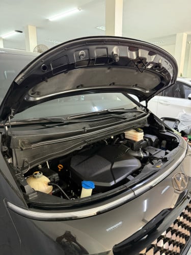 Hyundai staria 2022 full vip ថ្នាំសុីន