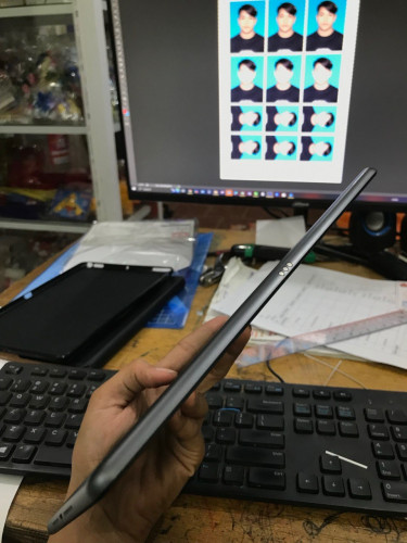 iPad 7th 128G 99%