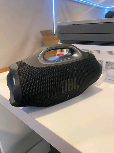 JBL BOOMBOX4 100$ បញ្ជាក់ top grade A