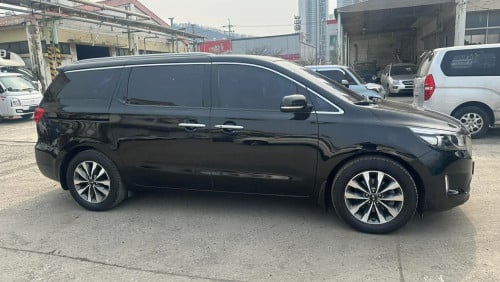 Kia canival 2015 ឡានសាង