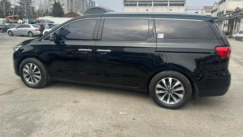 Kia canival 2015 ឡានសាង