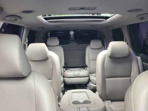 Kia canival 2015 ឡានសាង
