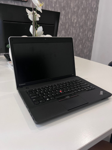 Lenovo think pad E430 ថ្មី៩៩%