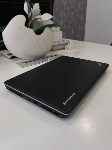 Lenovo think pad E430 ថ្មី៩៩%