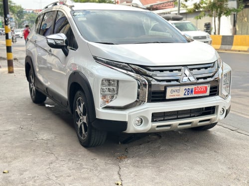 Mitsubishi Xpander Cross 2021