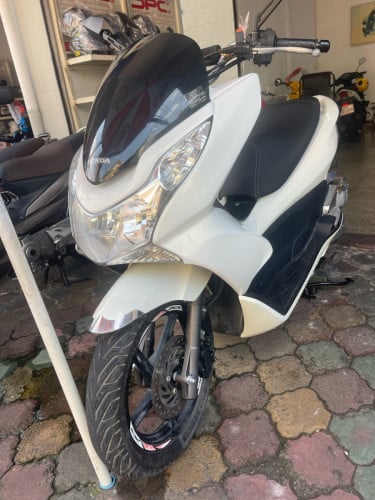 Pcx ជប៉ុនឆ្នាំ2011 កម្លាំង150Ccថ្មីខ្លាំង