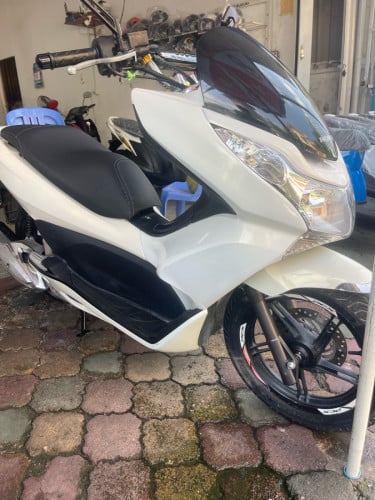 Pcx ជប៉ុនឆ្នាំ2011 កម្លាំង150Ccថ្មីខ្លាំង