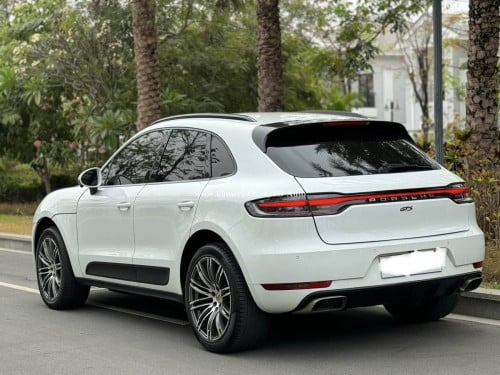 porsche macan 2015 up 2020 តម្លៃ 31,900$ ចរចារ