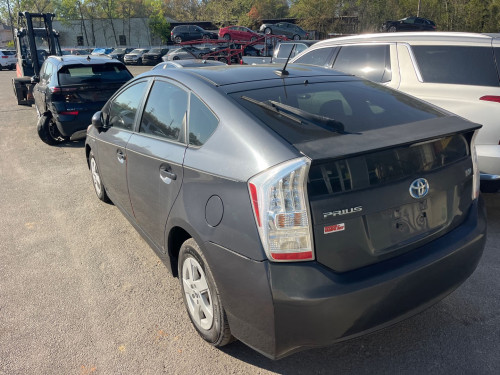 Prius 2010 option 2 ពណ៌ប្រផេះ ក្នុងស