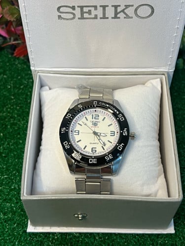 Seiko Quartz Battery operated