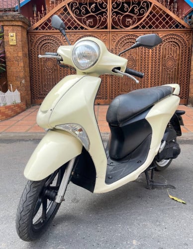 Yamaha Janus (125cc, year2017, 630$) have all doc