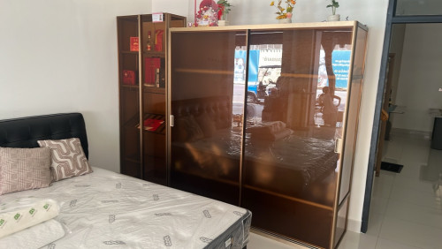 គំរូសម្រាប់លក់