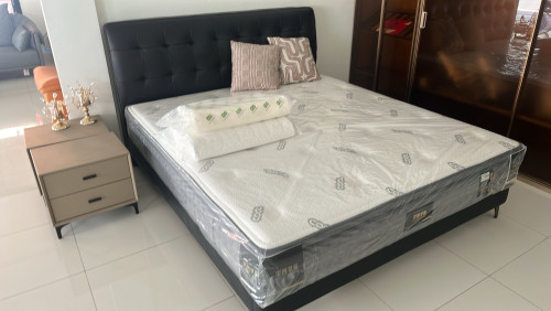 គំរូសម្រាប់លក់