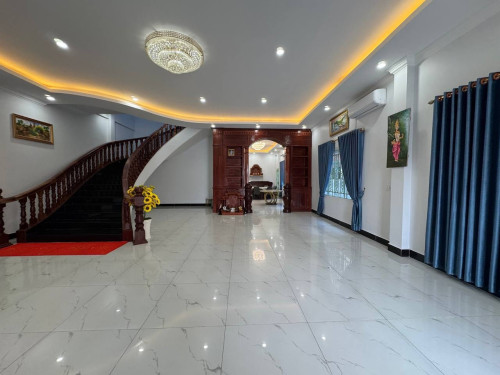 ផ្ទះសម្រាប់ជួល