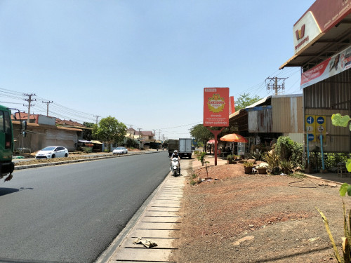 រង្វង់មូលត្រើងផ្លូវបំបើកក្រុងកំពង់ចាម-ចំការលើ