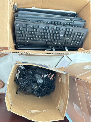 លក់ធូរបងៗ 1គ្រាប់ 1$ mouse និង keyboard 6000៛