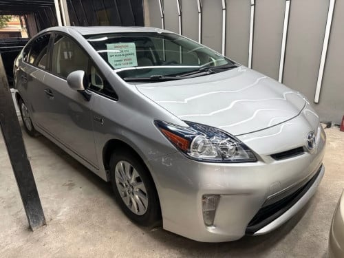 មានលុយ 6500$ រំលស់យកជិះភ្លាម Prius014 Plug-in ក្រដាស់ពន្ធ